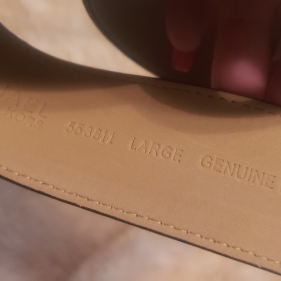 NWOT Mk belt - Picture 4 of 5